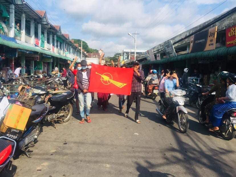 Students took to the streets against the military regime in Pyinmana, Naypyitaw on Saturday. (Photo: CJ) #WhatsHappeningInMyanmar