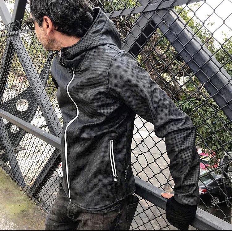 Regalos hechos en México 
¿Cuándo? 22-23 de Mayo  2021 
¿Dónde? Costados de la iglesia San Juan Bautista (jardín y pasillo de Arcos) Centro de Coyoacán 💕 💒
¿Horario? 10: 00 am a 7:00 pm
Entrada solo con 😷 #diadelpadre