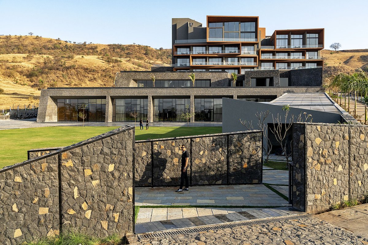 Hospitality Design Fair tweet media