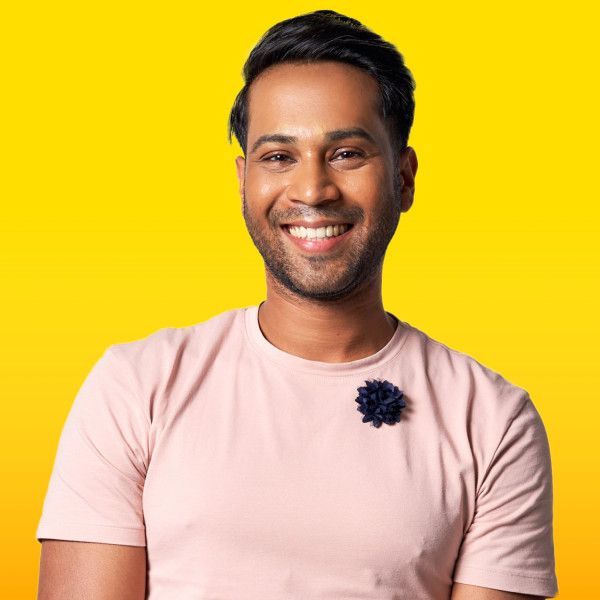 ecr9495's tweet image. Listen to Vic Naidoo's (@TheRightVic) new feature, #WorstSongEver - can you guess what his worst song ever is? 🎵  

What's your worst song, ever? 

Click buff.ly/3bFAQ5j to listen now 🎹