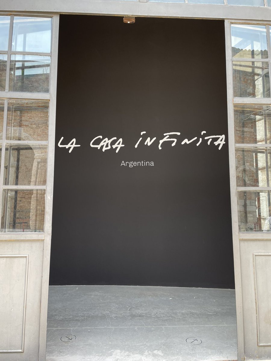 ortyzapple's tweet photo. #howwewilllivetogether la base lunare, gli angoli cottura. E le case infinite. #BiennaleArchitettura2021 https://t.co/qNLZBqhI9X