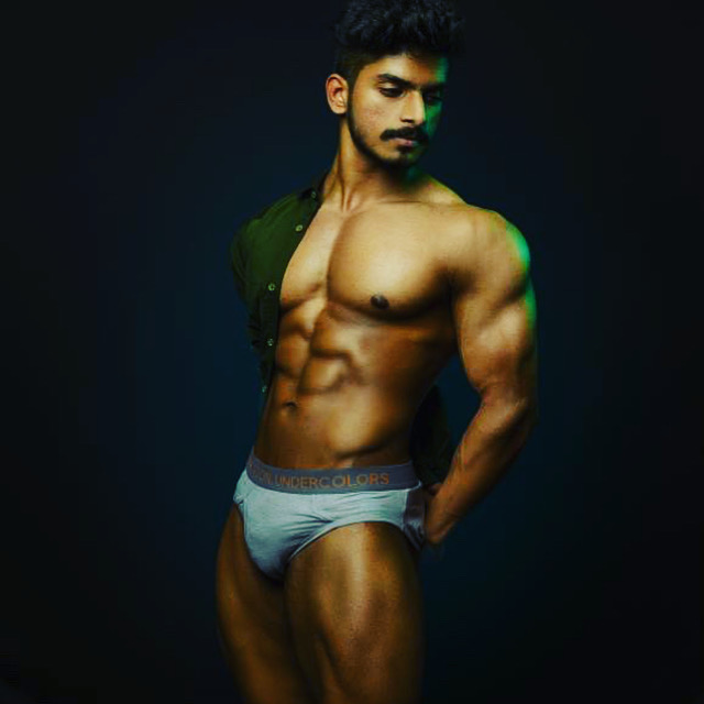 indianmenonline's tweet photo. "Attraction is temporary love
But love is permanent attraction."
Pune's Soham Jagtap photographed by Urban Visage for @indianmenonline wearing @benetton
Follow soham on https://t.co/pamYNHHxsg
#indianmenonline #usersubmitted #indianfitness https://t.co/TWOqLqu9u8