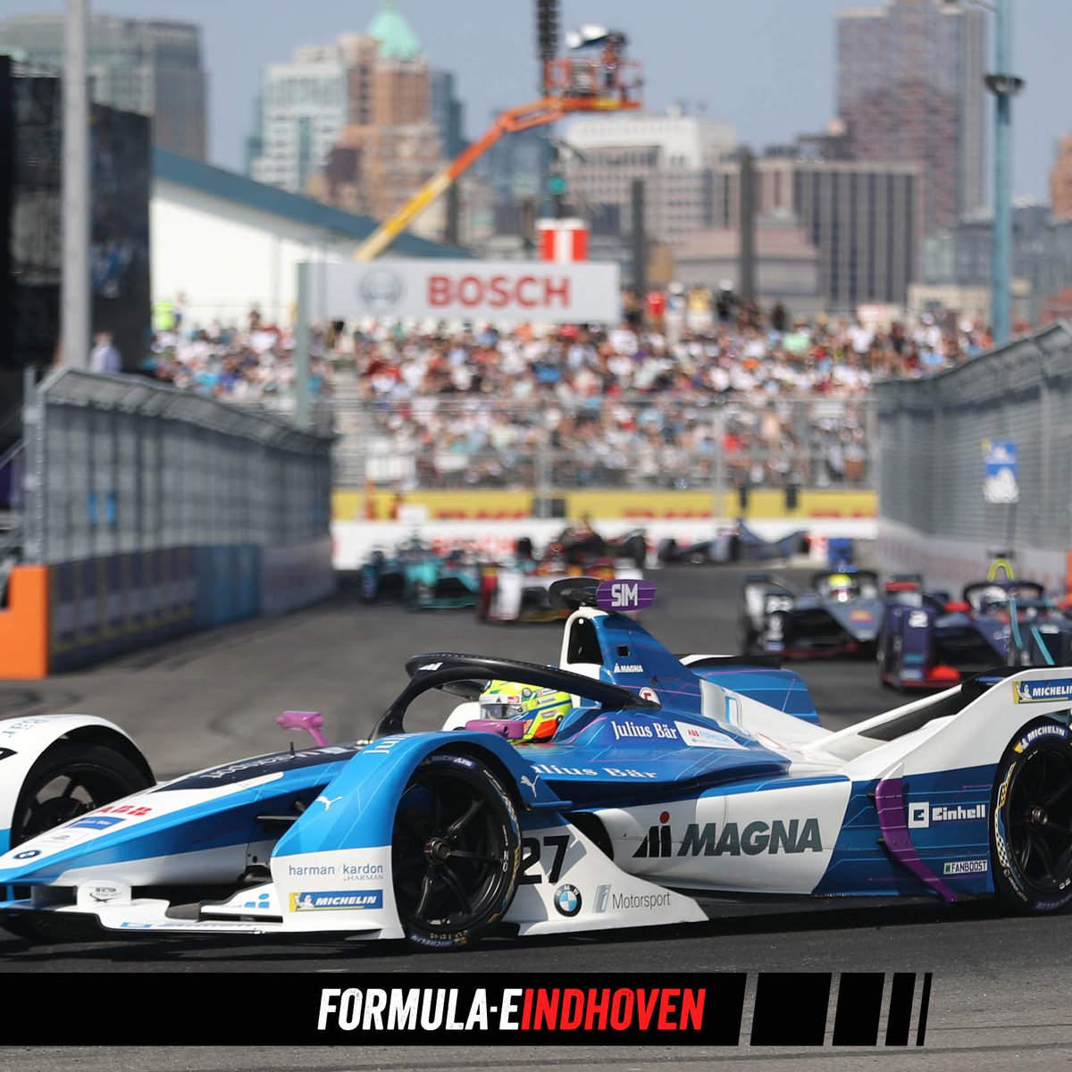 Let's race! We can't wait for this race in the beautiful streets of Marrakesh! Go go go Nyck de Vries &amp; Robin Frijns! 🏎