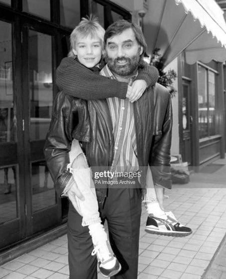 CalumBest's tweet image. Happy bday bestie for what would have been your 75th. Miss u. ❤️