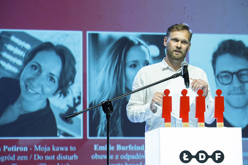 WYNIKI KONKURSU MAKE ME! 2021
makeme.lodzdesign.com/pl/zwyciezcy-m…

MAKE ME! 2021 RESULTS!
makeme.lodzdesign.com/en/awards-2021

wręczenie nagród / award ceremony
fb.watch/5uDJJ0Irmh

#makeme #ldf2021 #ldf #lodzdesignfestival #lodzdesign #design #lodz #łódź #kochamłódź #kochamlodz