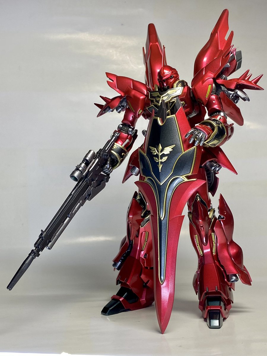 Taka Sun Rg シナンジュ完成しました 盾持たせられない ガンプラ ガンプラはどんな自由な発想で作ってもいいんだ ガンプラ好きと繋がりたい ガンプラの画像を貼るとrtされると聞いて シナンジュ Rgシナンジュ