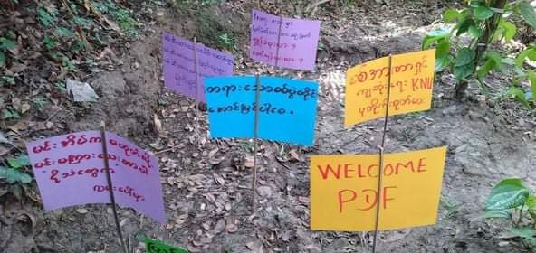 GRCIE17's tweet photo. No-humans strike was seen at YinnMarPin Village! Civilians staged a protest against dicatorship.
#May22Coup
#NoFlyZoneInMyanmar
#WhatsHappeningInMyanmar https://t.co/zn4zSJ1lnO