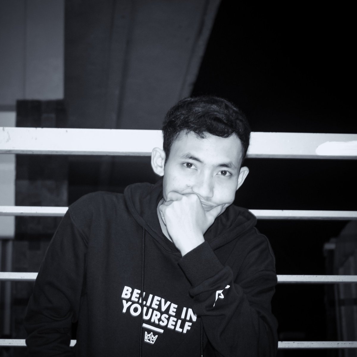 RobianAnwar's tweet photo. #FotoProfilBaru https://t.co/EYw7XE5CNK