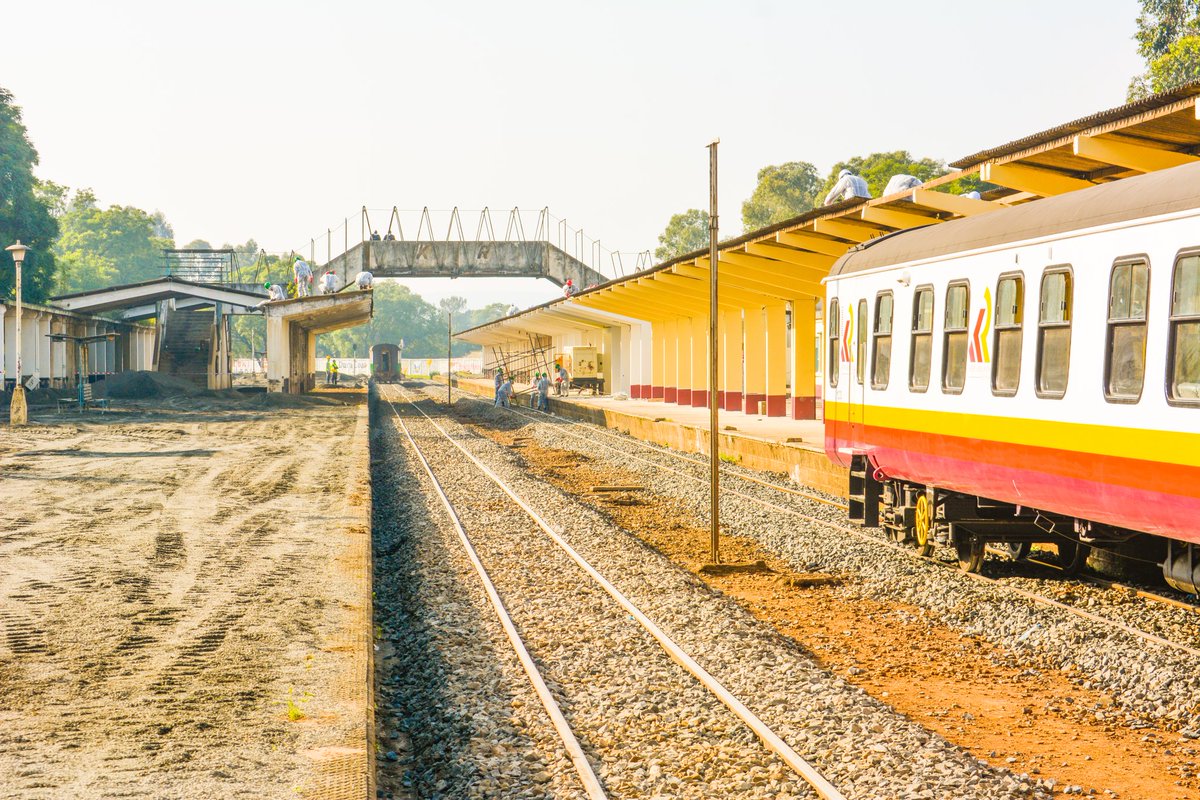 KenyaRailways_'s tweet image. Today we embarked on a Test Ride on Nakuru - Kisumu Railway Line.

#RightOnTrack #KeepKenyaMoving