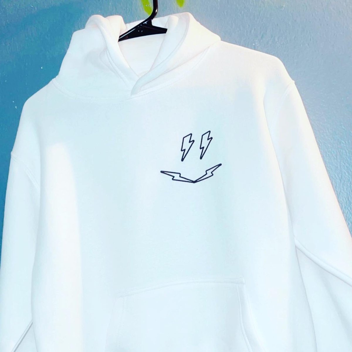 northologist's tweet image. One of our designs on a new American clothing line 👌🏼 

Insta:
@boythunder.apparel ⚡️ 
@promo.boythunder 

#merch #merchandise #clothing #clothingline #fashion #style #streetwear #streetstyle #streetstyleluxe #thunder #apparel #design #brand #graphicdesign #branding #logo