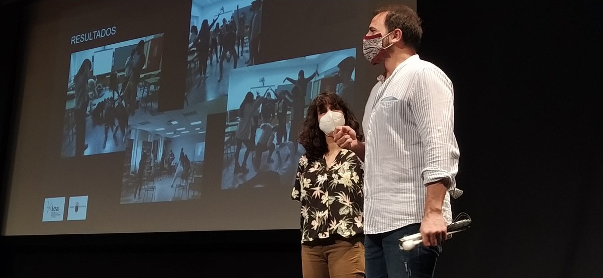 El miércoles estuvimos presentando nuestro proyecto TEATRO PEQUEÑO EN INSTITUTOS, seleccionado en el Banco de proyectos de mediación cultural del ICA ( Instituto de Industrias Culturales) impulsado por el Plan CREA. Todo un honor estar entre empresas con proyectos tan necesarios.