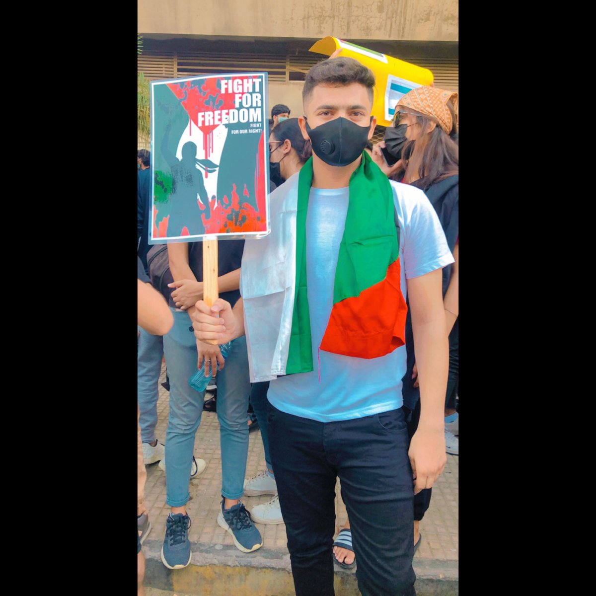 anasmemon_00's tweet photo. Press club Karachi
#FreePalestine #savepalestinians #WeStandWithPalestine https://t.co/BMyOGOe8Jh