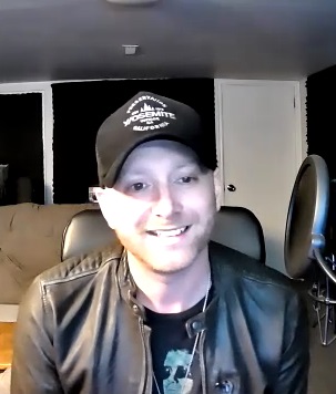 Country959's tweet photo. Hey #ThrowdownCrew, he's back for another Windsor's Country #ZOOMsculsive!@timhicksmusic has the official kick off to #May2four with his new album #CampfireTroubadour out FRIDAY!🏕️🔥
LISTEN or WATCH Friday at 7:10AM w/@MorganRyanOnAir https://t.co/cuKkrItsLm