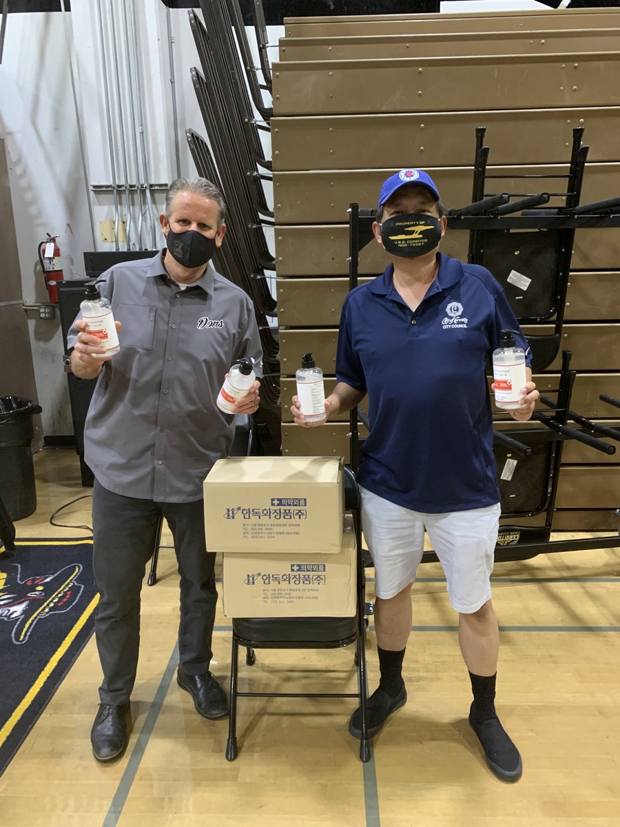 Delivered boxes of hand sanitizer bottles to Cerritos High School, Artesia High School and Juarez Academy, and awesome Principals Patrick Walker, Sergio Garcia and Christine Balbuena #staysafecerritos #cerritosstrong https://t.co/9RixjQ70Pw