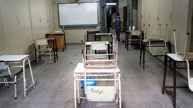 👉 #MañanaSylvestre | 📱🗣️ "El sistema sanitario en Bragado esta colapsado, de las 8 camas de terapia intensiva que hay, 7 están ocupadas", Viviana Molina a <a href="/Gatosylvestre/">Gustavo Sylvestre</a> 📲 radio10.com.ar