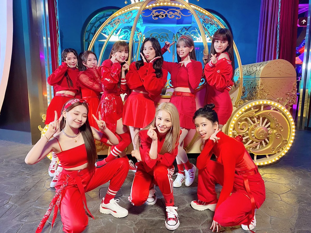 K-POP・アジア NiziU CD Take a pictur / Poppin' Shakin' CD Take a picture/Poppin' Shakin' (Limited Edition A) Japan