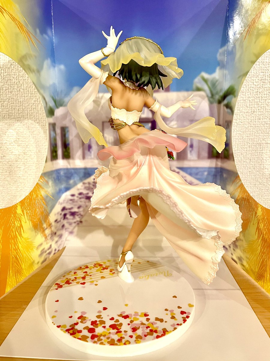 ナターリアのフィギュア届いた。