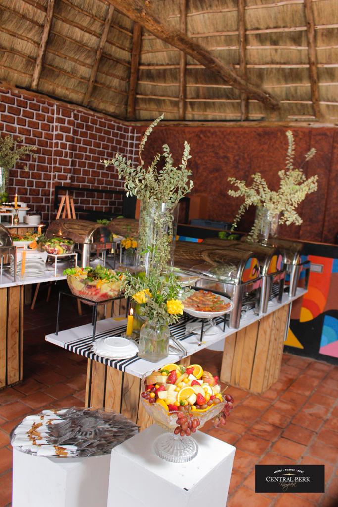 CentralPerk882's tweet photo. Make it a Date to pass by for the #SundayFunDay .. πππ£
Anytime! We are OPEN.
#WherefriendsMeet
#Plot882Terrace
Bukoto https://t.co/dMwoNitP3C