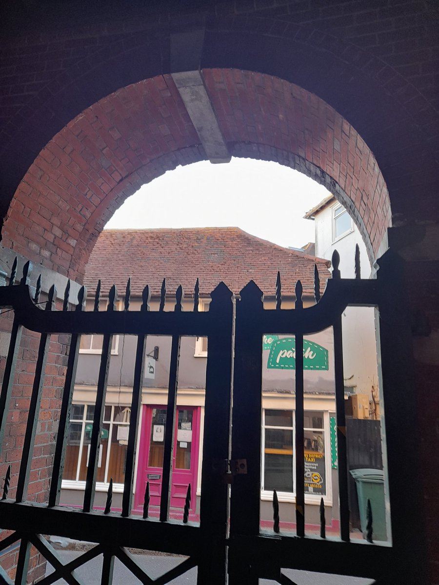 Lewes Friday Food Market tweet media