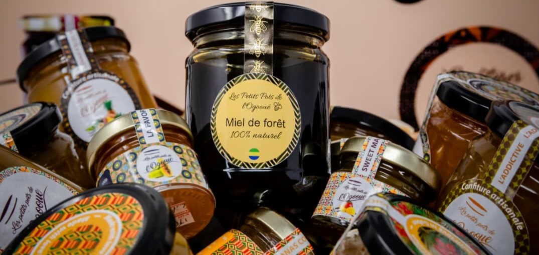 Appel à l’action📢

Les consommateurs doivent prendre conscience qu’ils contribuent de manière essentielle au développement durable et à la survie des pollinisateurs par les choix qu’ils font dans leurs achats quotidiens.

#SauvonsLesAbeilles
#JournéeMondialeDesAbeilles