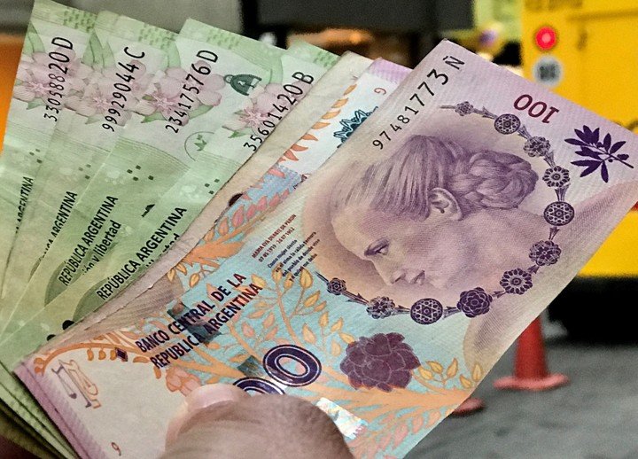 CursoCanino's tweet photo. 🚨🚨¿QUERÉS PLATA? TE DOY 3 SENCILLOS PASOS! 💸💰👏
Descargas la app, apretás en copiar y luego jugar juntos! Automáticamente la App te dá dinero 
 Y por invitar gente nueva y ver videos te das más plata! 😱👇 #Loteria #dinero https://t.co/spcnGu38rA https://t.co/fKffpUGBoV