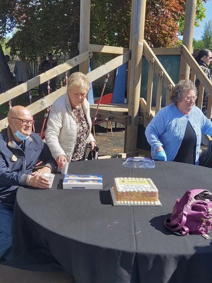hull4heroes's tweet photo. We have declared war on social isolation 

The first veterans Coffee Morning since restrictions have eased 😃 Amazing to see everyone together again, the sun was shining with free tea and coffee was flowing 
@veteranshubhull, @FCComFoundation &amp; @hull4heroes #StrongerTogether https://t.co/rJL8lLvfFE