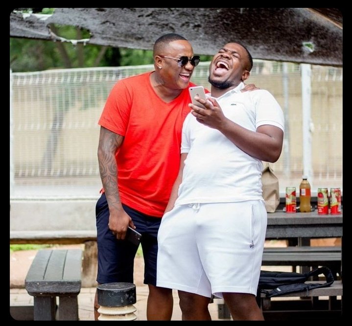 I'mQueenJ#Follow 4 An Instant FB tweet media