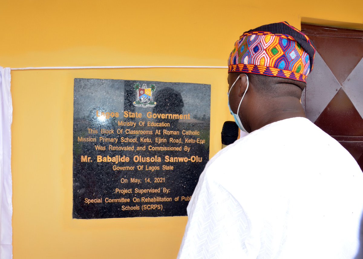 enviupdatelasg's tweet image. @followlasg through the Office of the Special Adviser on Education, commissioned 12-block of classrooms at RCM Primary School, Ketu-Epe; 6-classrooms block at St. Joseph (RCM) Primary School, Ibonwon; a block of 13 classrooms at LG Central Pry School, Epe
1/4
#ForAGreaterLagos