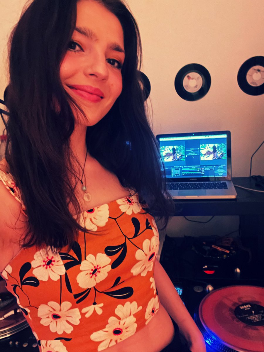 #twitch #dj #vinyl ♥️🔥 join the vibez twitch.tv/selectress_eddi