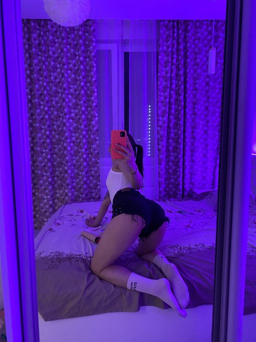 #нюдсочетверг https://t.co/RltDiUosIP https://t.co/8EvAGfVV6b<a href="/tag/%D0%BD%D1%8E%D0%B4%D1%81%D0%BE%D1%87%D0%B5%D1%82%D0%B2%D0%B5%D1%80%D0%B3"class="tags">#нюдсочетверг</a>