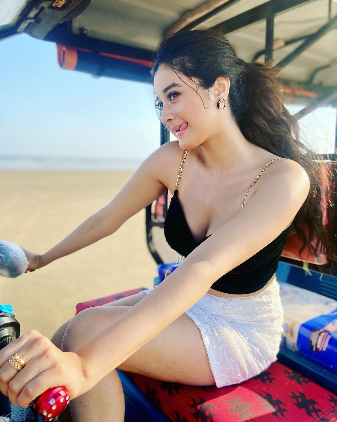 E10Oe99VIAYE4bH?format=jpg&name=large