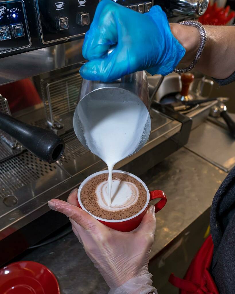 We don’t just sell ice cream, we are also your local coffee shop. ☕️ 
Visit Hammersmith Grove for a selection of hot drinks, cakes, pastries, paninis, and more!
🥐🍰
.
.
.
.
.
#westlondon #london #brookgreen #brackenburyvillage #hammersmith #shepherdsbush #londoncoffee #london…