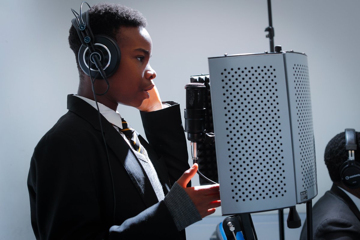 "Great sessions!" "Excellent!" "So good!" Just some feedback from our last online masterclasses for primary school children. See for yourself by booking our next masterclasses, starting Sat! #WCSMasterclass
wcsch.com/1388/online-ma…