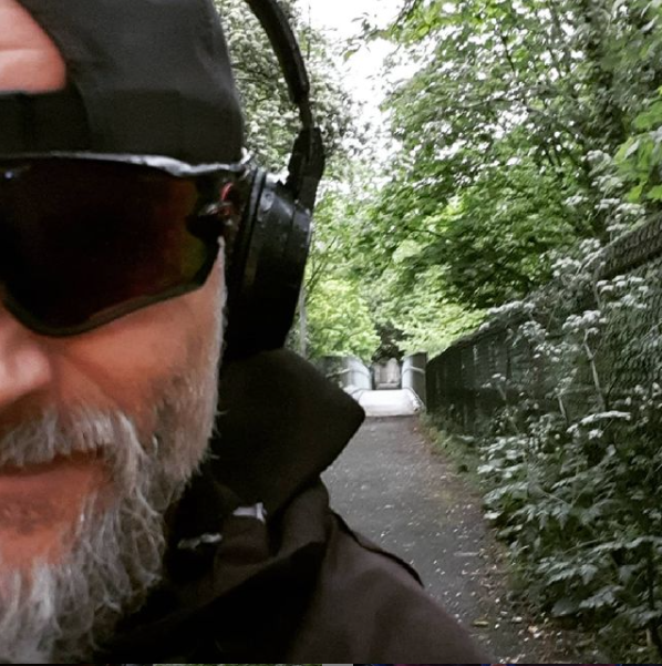 christhrall's tweet photo. How do you explain that the simple act of running over a footbridge at 5.30am makes you the richest person on the planet? πβ€π
#OneLifeSmashIt #resilience #mentalhealth #physicalhealth #spiritualhealth https://t.co/gTo5vvlrGy