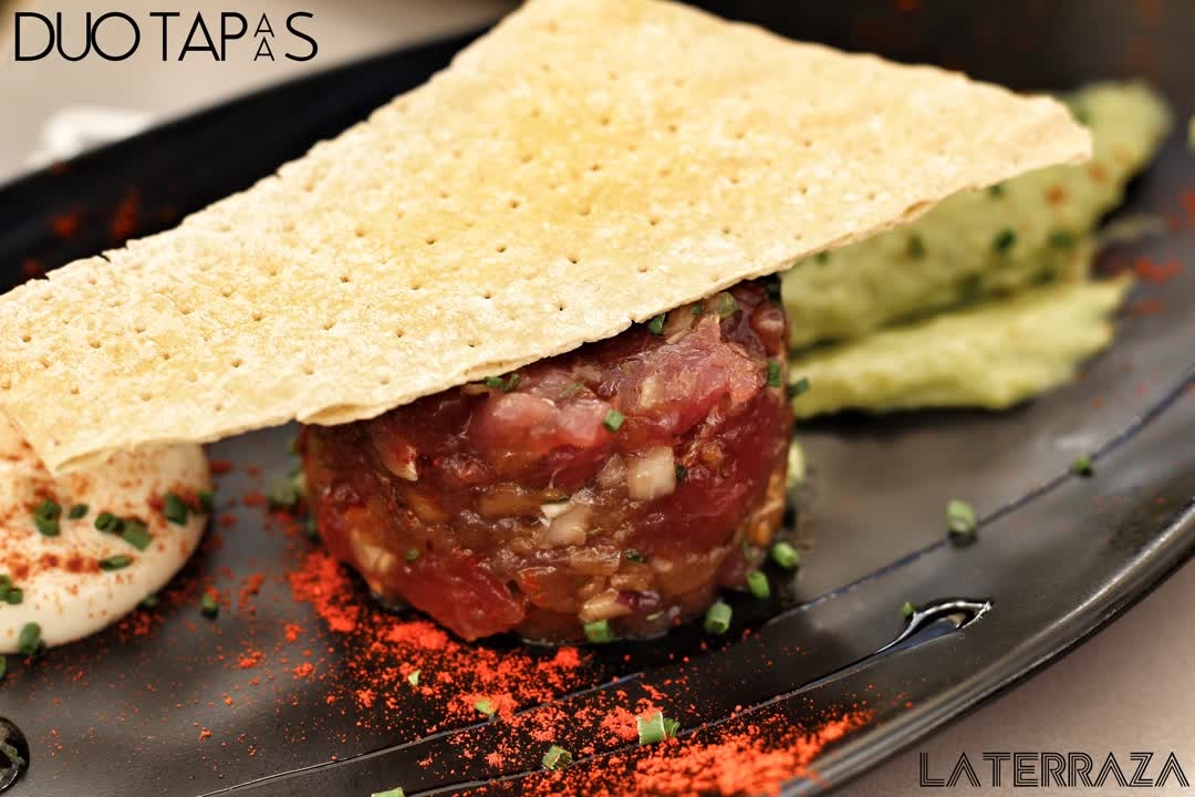 Vamos de tapas? 😉

<a href="/LaVidaEnTapas/">La Vida</a> #alameda #Sevillahoy #TDSGastro #TdsActualidad #GastronomiaSevilla #food #foodporn #Seville #tapas #slowfood #Gastro #TartarDeAtún #DuoTapas #LaTerrazaTapas #SameSameButDifferent