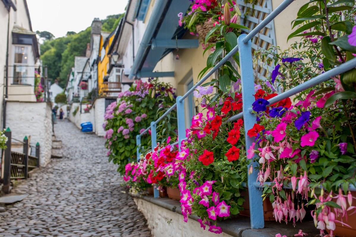 NDevonOutdoors's tweet photo. Have you visited the beautiful #northdevon village of #clovelly its a truly quaint and pretty place to visit #ndevonoutdoors https://t.co/EmMb7Cro0h