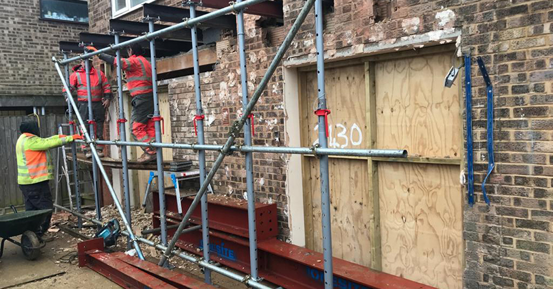 You can use the award-winning Uni-Prop for:
Steel Positioning   /   Shoring  /   Trench Work    /
Extensions   /   Structural Repairs   /   Formwork  /   Needle Support   /    Brickwork Refurb   /   Underpinning   /   Confined Spaces   /   Basements  and much more.