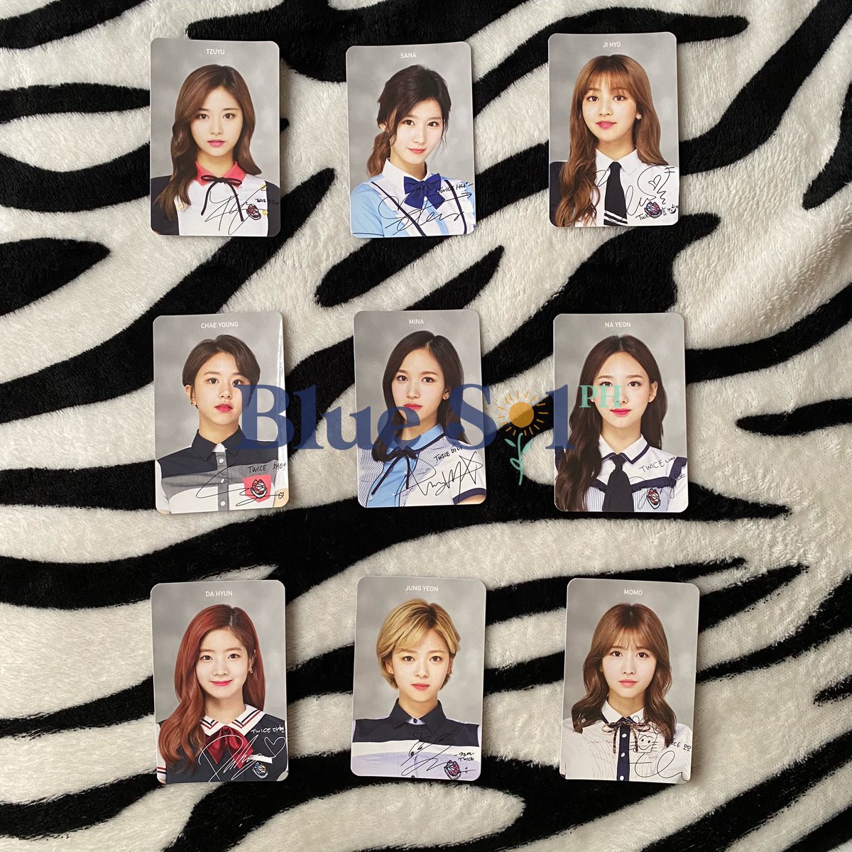 BlueSolPH's tweet photo. #BlueSolPH_ONHAND

✨TWICE SKOOLOOKS OFFICIAL PHOTOCARD
💸₱240.00 each
💸₱2,160.00 for SET

📌Free Twice Skoolooks poster if you’ll buy the whole set
📌DOP: 5 days after OC is sent
📌MOP: Gcash/Palawan
📌MOD: J&amp;T/NinjaVan/Shopee CO

💌DM TO ORDER https://t.co/QksCd1jDi7
