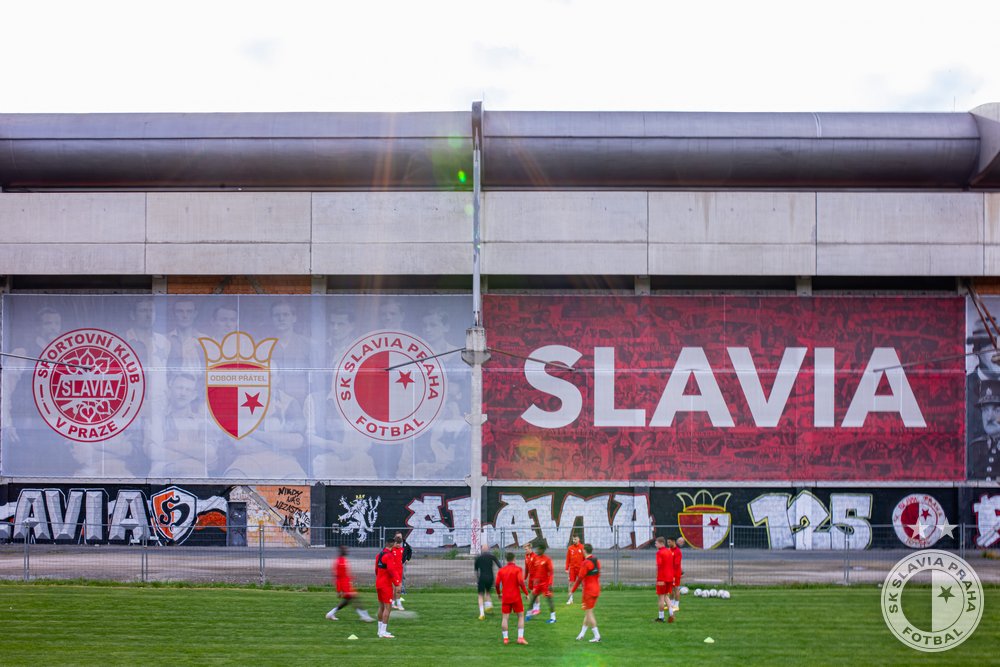 SK Slavia Praha Logo/Crest Redesign Color