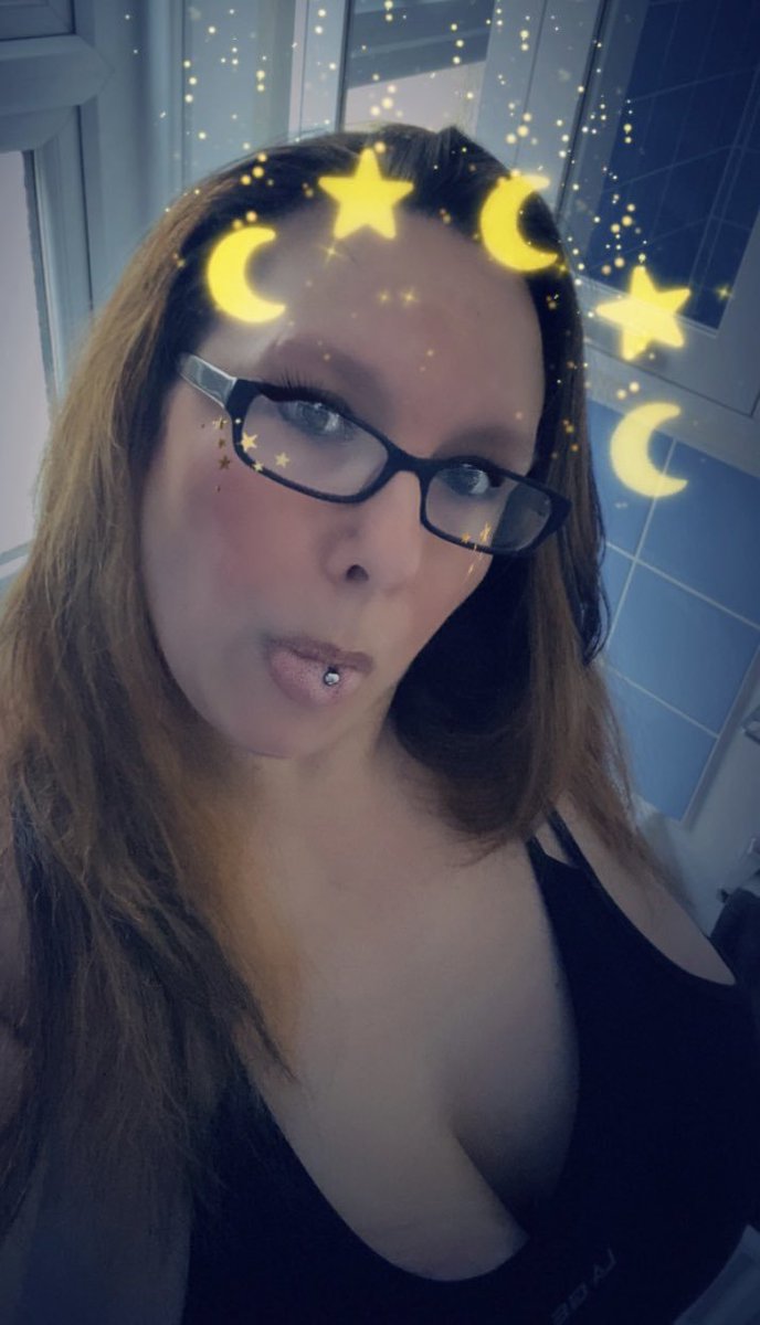 Sarah_L_O's tweet photo. Morning everyone how you all doing today on tongue out Thursday? Post all your tongue out selfies enjoy you day babes #tongueoutthursday #postyourpic https://t.co/EO7svfA31k