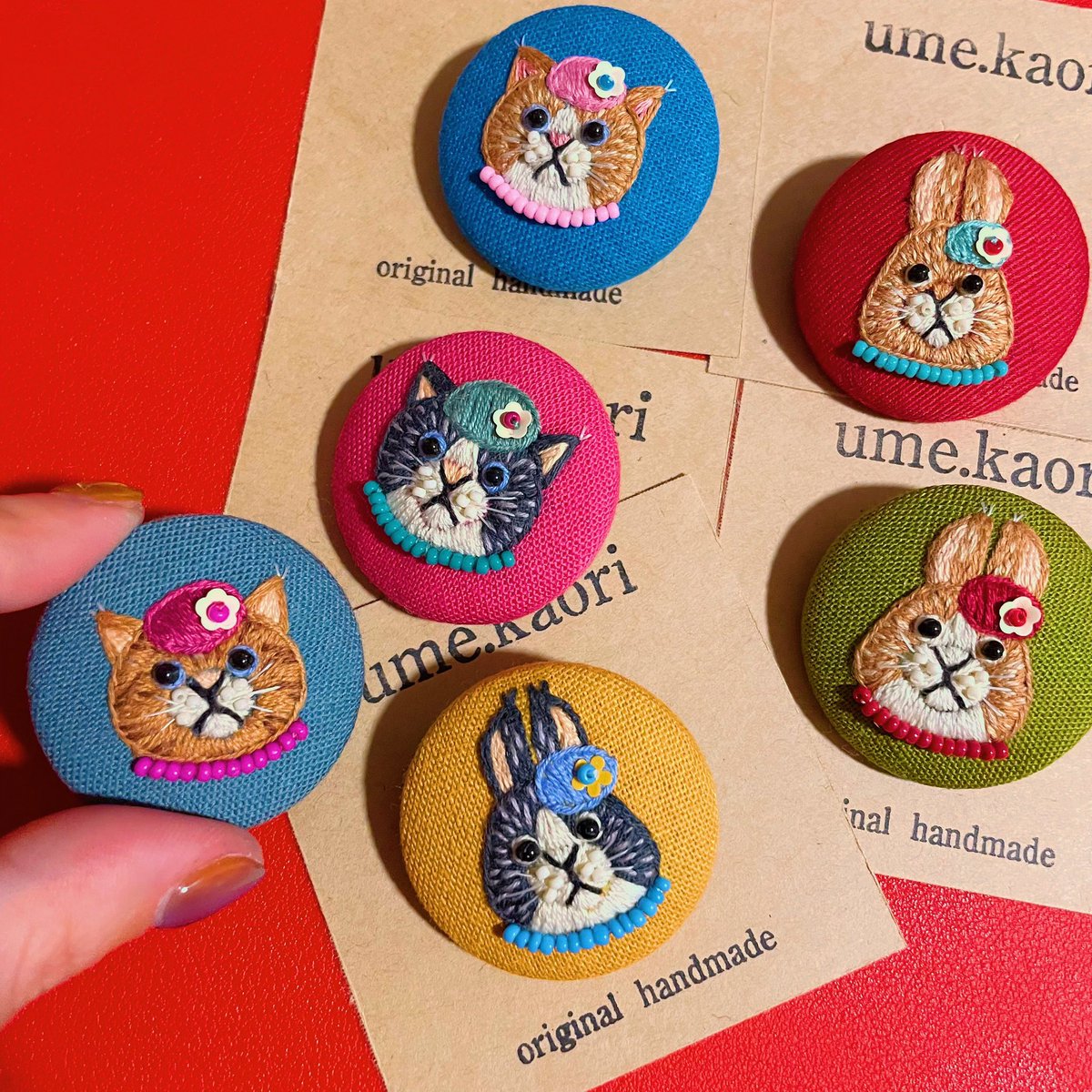 久しぶりにくるみボタンブローチを作りました◌“ ＃刺繍 #くるみボタン