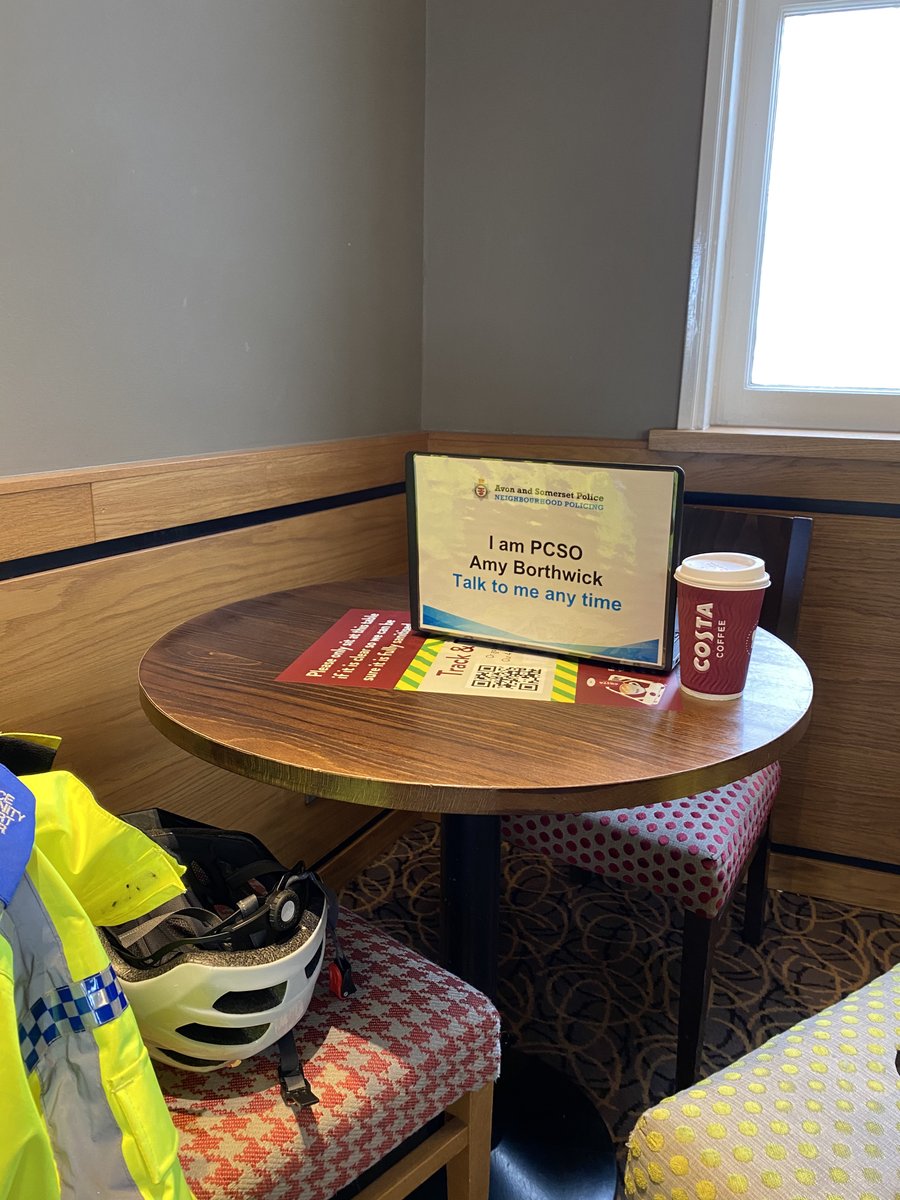 ASPWestSom's tweet image. This morning you’ll find PCSO Amy in Costa Coffee on Fore Street in Taunton. Whether you want advice, information or you wish to raise a concern, PCSO Amy from the Neighbourhood Team is here to help. Amy will be here for the next hour or so 🗣👮🏻‍♀️