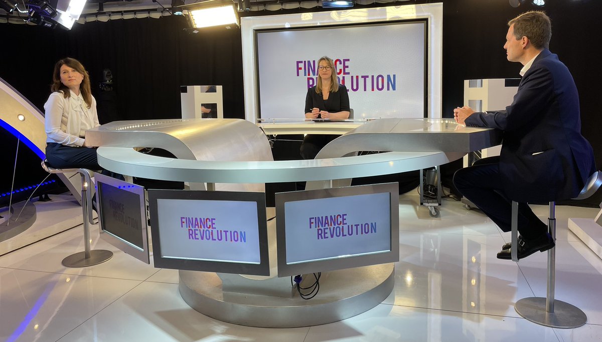 « Intelligence artificielle, blockchain... pourquoi investir sur ces technologies et quel ROI en attendre ? »
@KarineP_Oracle, VP EMEA Applications Sales Development chez <a href="/Oracle/">Oracle</a>, Nadine Pichelot DAF chez <a href="/anaplan/">Anaplan</a> et Guillaume De Pommereau répondront à ces questions.