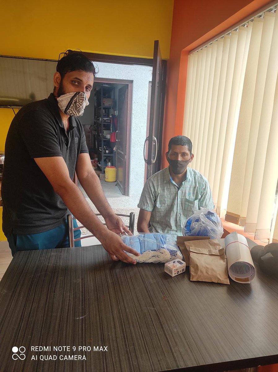VatsalSMMF's tweet photo. Day 1 - 17 may 2021
of Prevention From Detoriation Campaign at Ramnagar.

वत्सल के साथियों ने रामनगर विधानसभा के ग्राम लेटी, चोपड़ा, अमगड़ी, पाटकोट रामपुर, पट्टानी आदि गांवों में जरूरतमंद लोगों तक prevention from Detoriation कार्यक्रम के तहत मेडिकल किट पहुँचाई।
#Uttarakhand https://t.co/o8pU1kqcnu