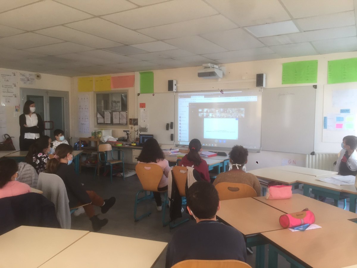 Circo_pre16's tweet photo. Deuxième Prix Concours Olympes de la Parole pour la classe de CM2 Alain Fournier REP+ Michèle Pallet. Bravo aux élèves et équipe enseignante école / collège 👍👏👏#Cpré16 #DSDEN16 #Egalité https://t.co/buNf1HMWrF