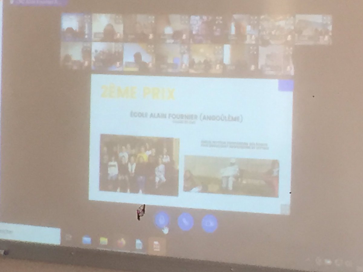 Circo_pre16's tweet photo. Deuxième Prix Concours Olympes de la Parole pour la classe de CM2 Alain Fournier REP+ Michèle Pallet. Bravo aux élèves et équipe enseignante école / collège 👍👏👏#Cpré16 #DSDEN16 #Egalité https://t.co/buNf1HMWrF