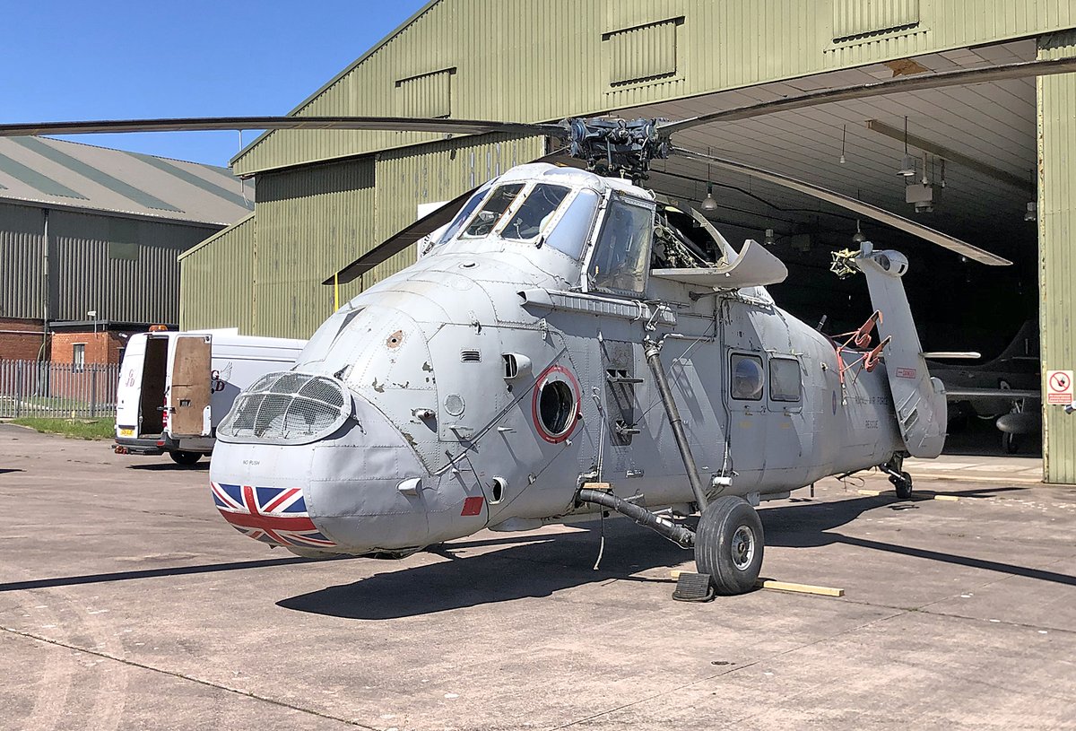 Main blades now fitted to our Wessex XS507 ..it now lives in the hangar and will be on display when we open this coming weekend 22nd / 23rd May