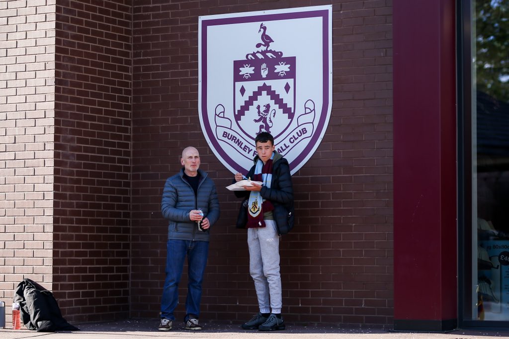 sport_jmp's tweet photo. Fans are back in @premierleague stadiums and it’s absolutely fantastic to see!
📷 @Sportsphotorob | @nickbimages
#burnley #westbrom #premierleague #epl #football #soccer #sportsphotography #footballphotography #fansreturn https://t.co/IaP0OJ6wV8