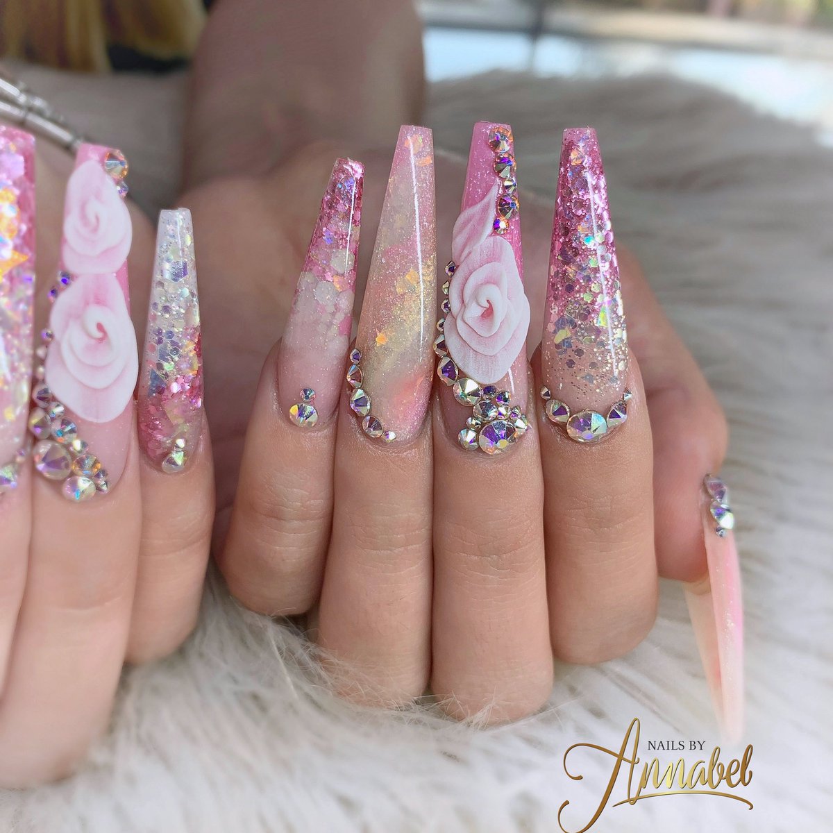 Using all Glitterbels acrylics and premixed glitters ✨✨✨