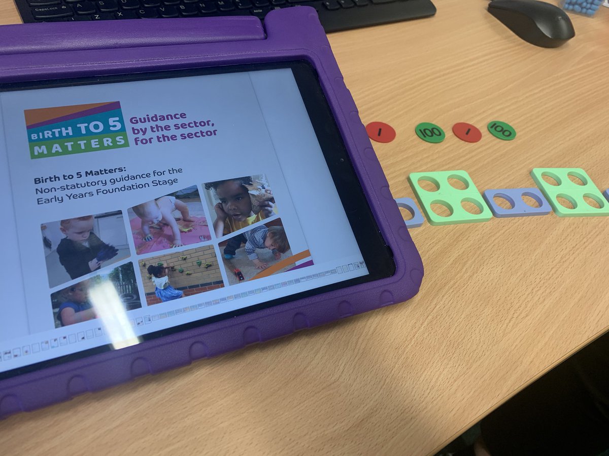 memorablemaths's tweet photo. Exploring EYFS pattern making with @JurassicMaths this morning 🟠🔺🟠🔺 @mrssimmonss...If you’ll have @victoriacasson3 and me, we would love to come and work with your marvellous mathematicians! #mathshub https://t.co/2G6W5E4Yln